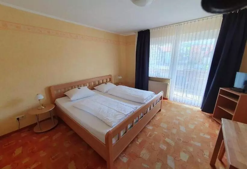 Standard-huone, Brauner Hirsch