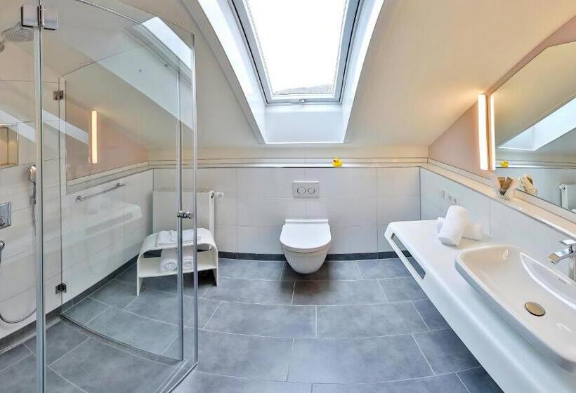 Номер Стандарт, Gasthaus Mosers Blume