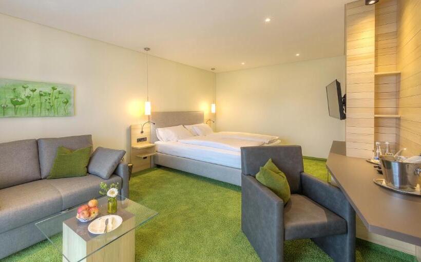 Номер Стандарт, Gasthaus Mosers Blume