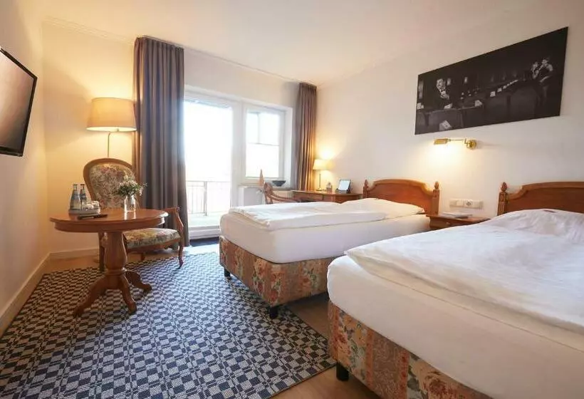 コンフォートルーム, Kino Hotel Meyer