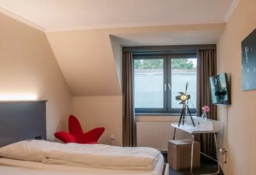 スタンダードルーム, Kino Hotel Meyer