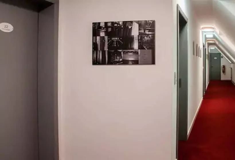 スタンダードルーム, Kino Hotel Meyer