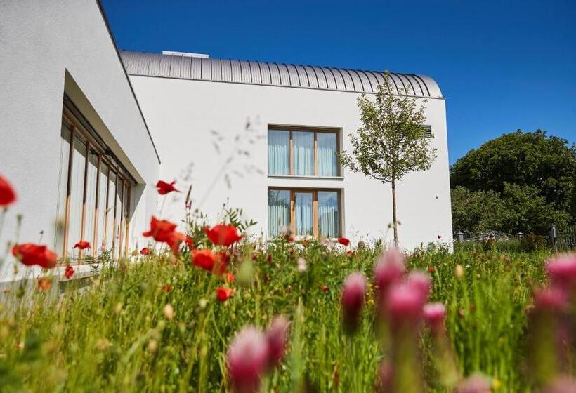 חדר דלוקס נוף לגינה, Reck S Hotel Restaurant