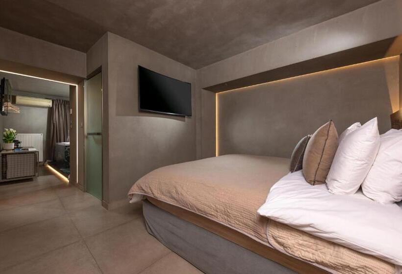 سوئیت جونیور با ماساژ آبی, Tsikeli Boutique Hotel Meteora   Adults Friendly