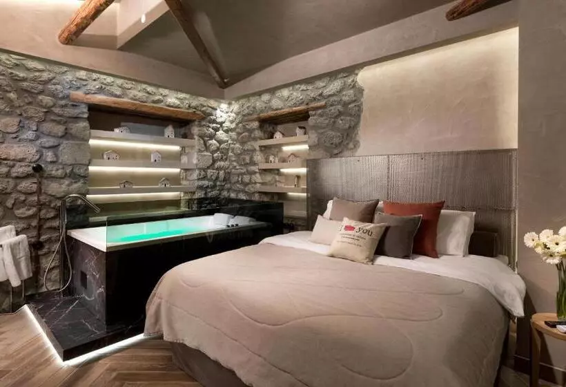 バスタブ付きスタンダードルーム, Tsikeli Boutique Hotel Meteora   Adults Friendly