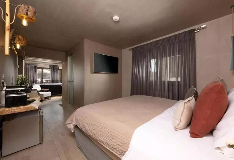 ハイドロマッサージバス付きジュニアスイート, Tsikeli Boutique Hotel Meteora   Adults Friendly