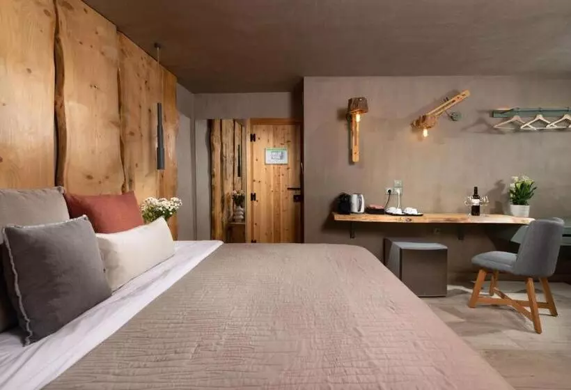 ハイドロマッサージバス付きジュニアスイート, Tsikeli Boutique Hotel Meteora   Adults Friendly