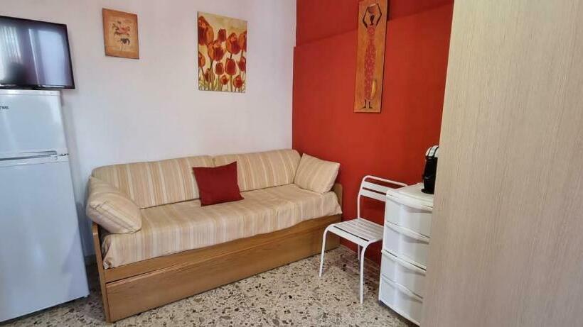 דירת חדר, Le Stelle Del Tirreno