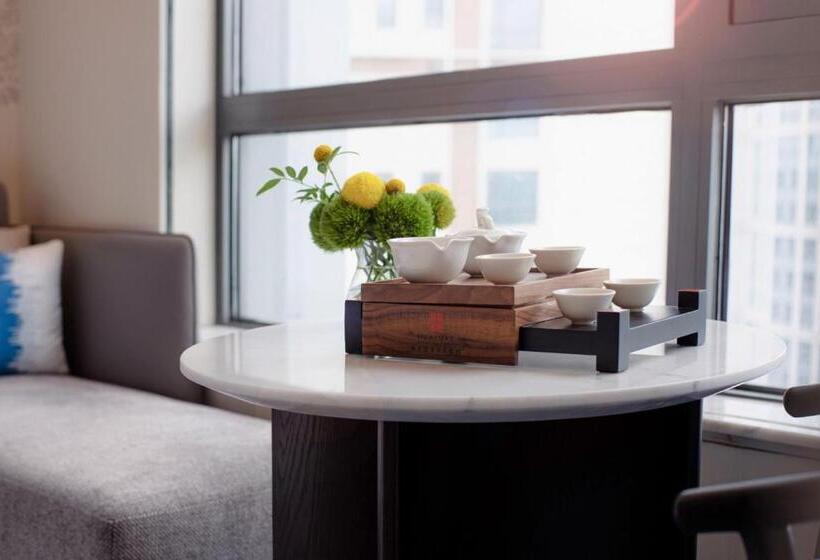 장애인을 위한 킹사이즈 침대 스탠다드 룸, Hualuxe Shanghai Changfeng Park, An Ihg