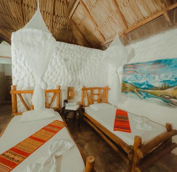 スタンダード4人部屋, Praba Hostel