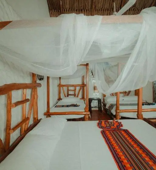 スイート（家族用）, Praba Hostel