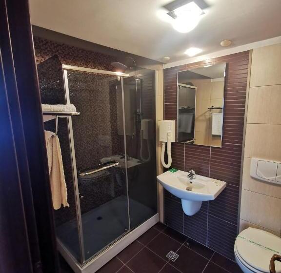 豪华工作室, Severus