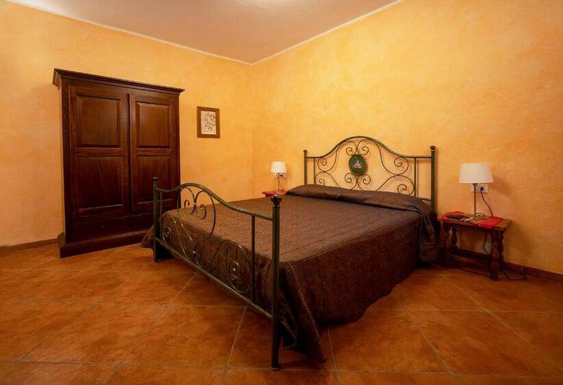 Вилла с 1 спальней и бассейном, Podere Somboli