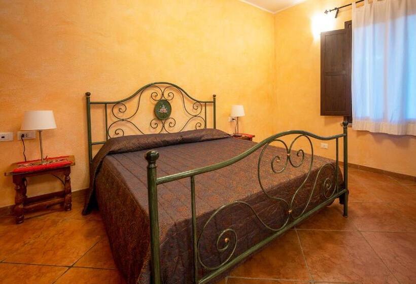 Вилла с 1 спальней и бассейном, Podere Somboli