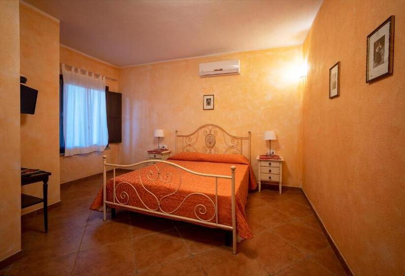 فيلا غرفة نوم واحدة مع مسبح, Podere Somboli