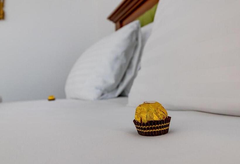 غرفة قياسية, San Gennaro