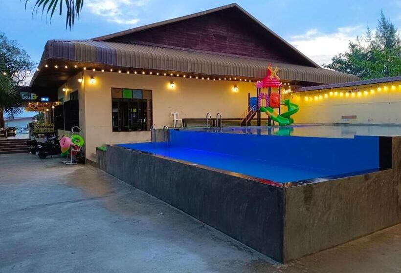 بانگلوی لوکس, Pooma Resort