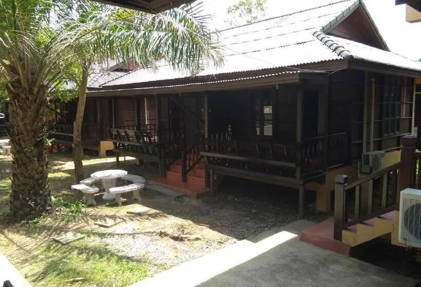 Deluxe-bungalow, Pooma Resort