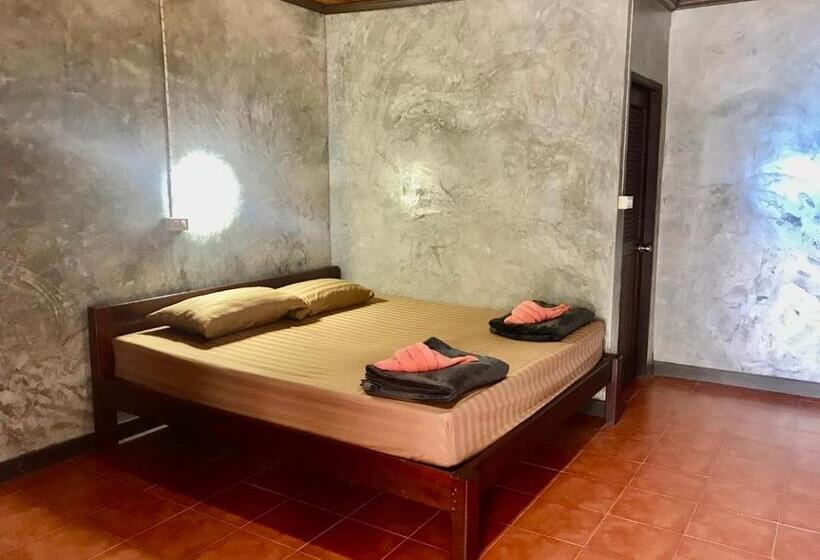 Bungalow Deluxe, Pooma Resort