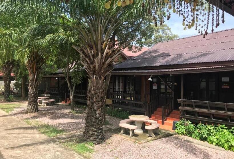 Bungalow Deluxe, Pooma Resort