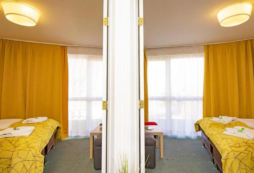 جناح عائلي, Villa My Lake