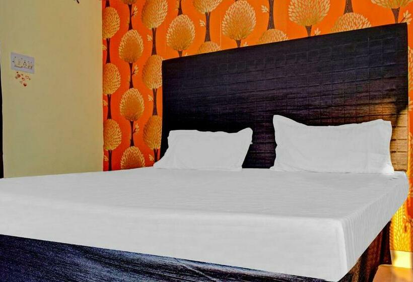 غرفة قياسية ثلاثية, Spot On Hotel Seema Inn