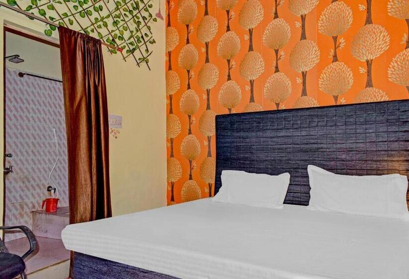 غرفة قياسية ثلاثية, Spot On Hotel Seema Inn