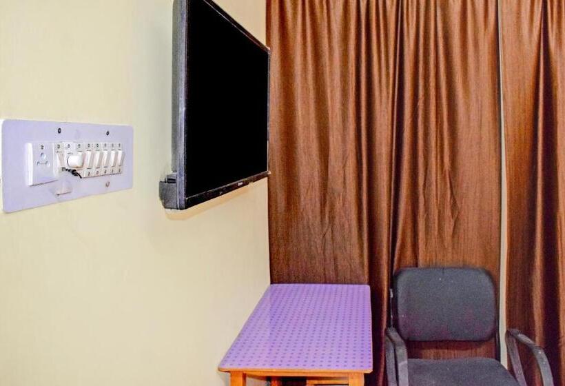 غرفة قياسية ثلاثية, Spot On Hotel Seema Inn