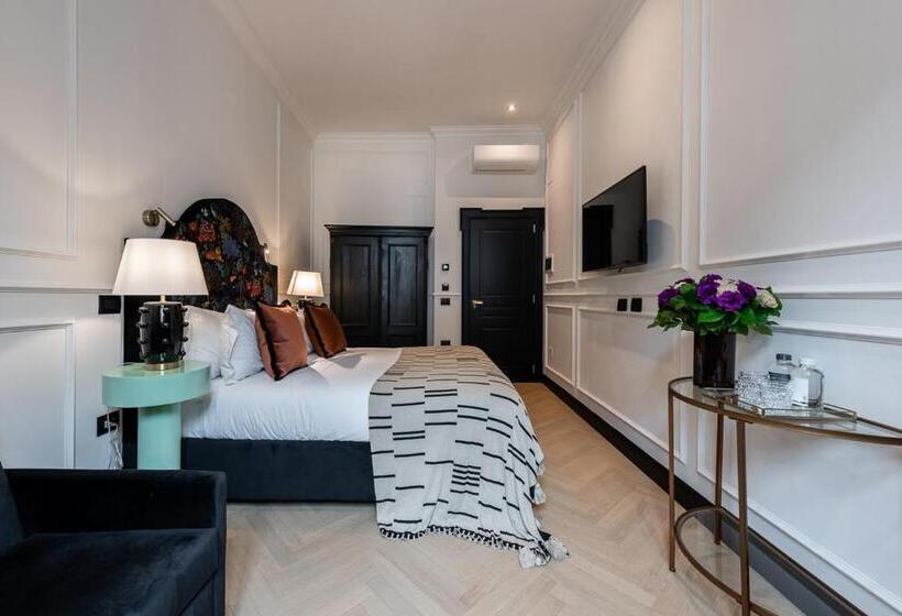 豪华三人间, The Couper Sant Andrea