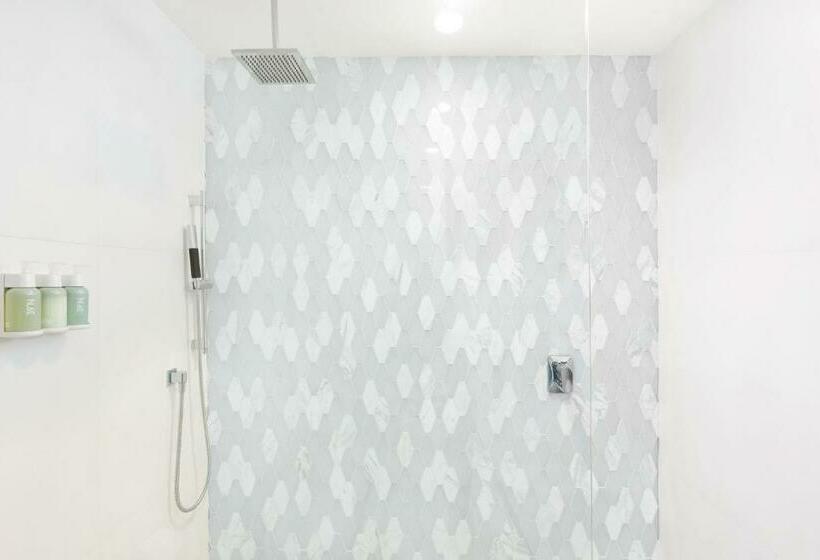 オーシャンビューデラックスルームバルコニー付き, Courtyard By Marriott Mazatlan Beach Resort