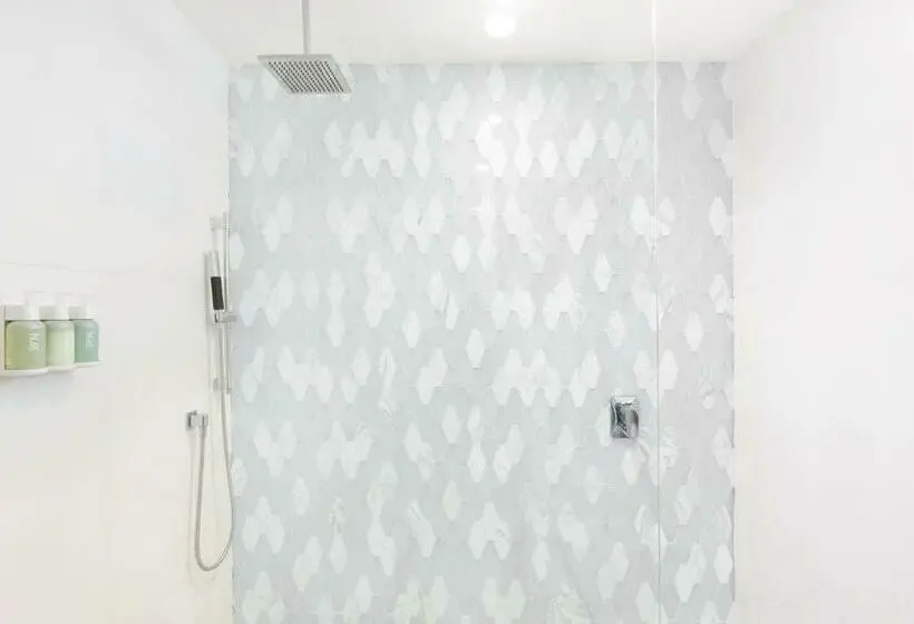 オーシャンビューデラックスルームバルコニー付き, Courtyard By Marriott Mazatlan Beach Resort