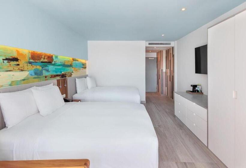 オーシャンビューデラックスルームバルコニー付き, Courtyard By Marriott Mazatlan Beach Resort