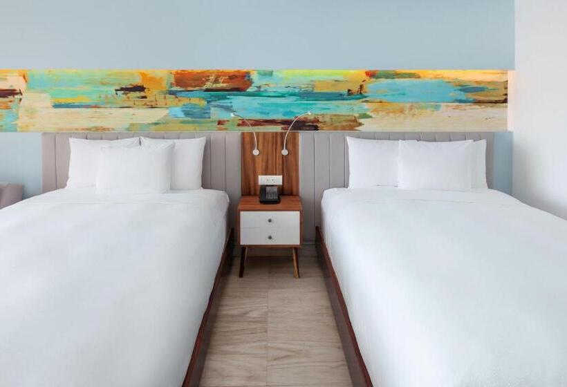 オーシャンビューデラックスルームバルコニー付き, Courtyard By Marriott Mazatlan Beach Resort