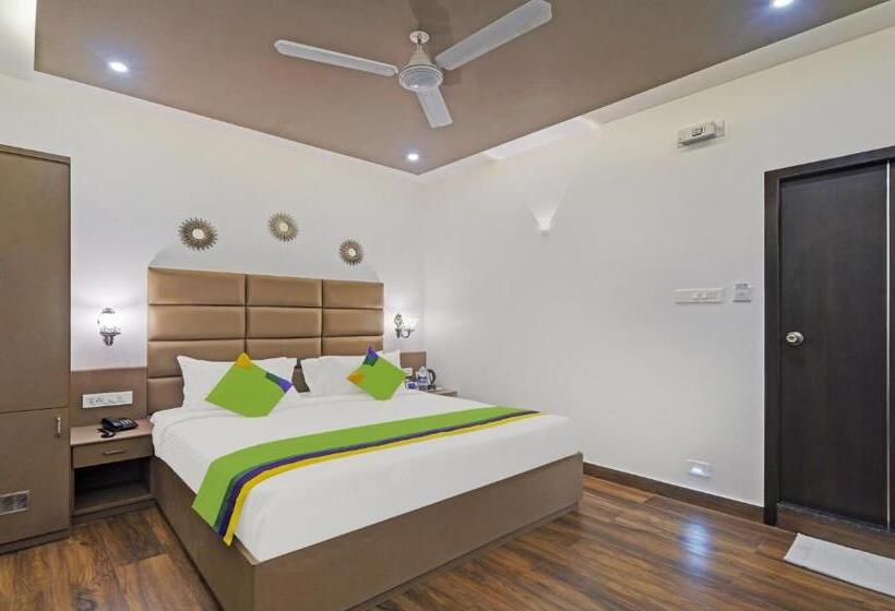 غرفة ديلوكس, Treebo Premium Raffis  Andalusia Bay Way