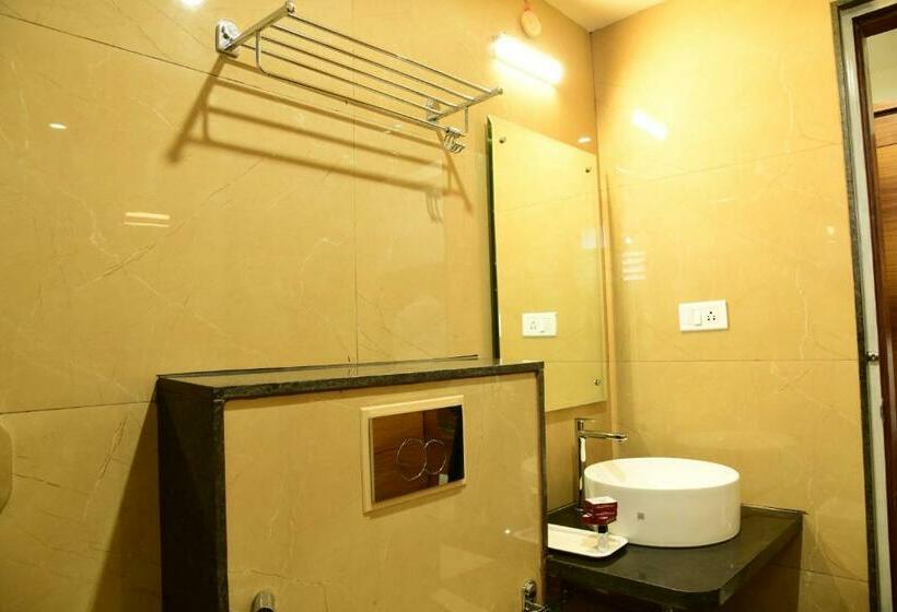 标准单人间, U.t.elite