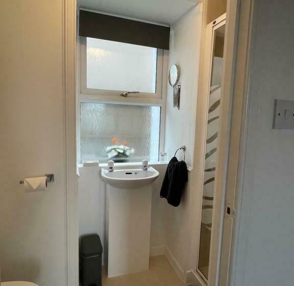 キングサイズベッドのスーペリアルーム, Forty Five, John Street, Stromness