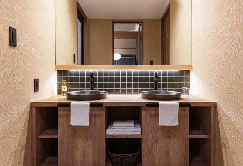 Номер Стандарт, Rinn Gion Shirakawa