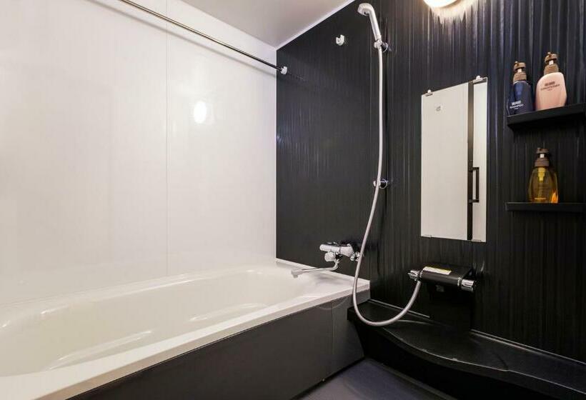 Номер Стандарт, Rinn Gion Shirakawa