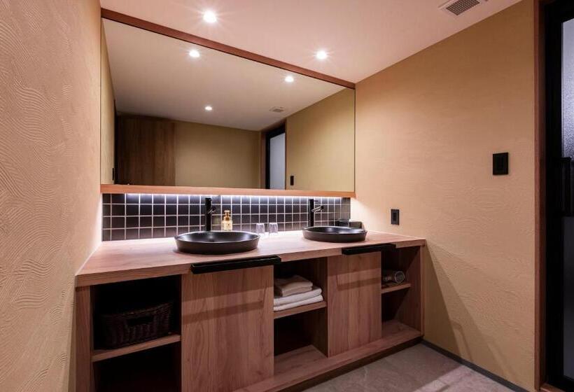 Номер Deluxe, Rinn Gion Shirakawa