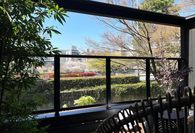 Номер Deluxe, Rinn Gion Shirakawa