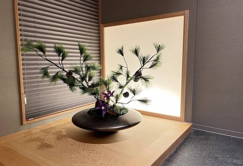 Номер Стандарт, Rinn Gion Shirakawa