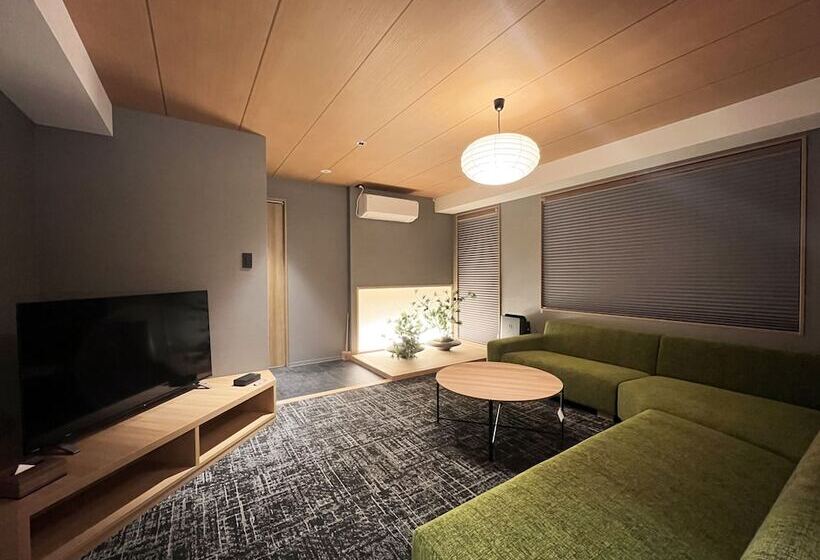 Номер Superior, Rinn Gion Shirakawa