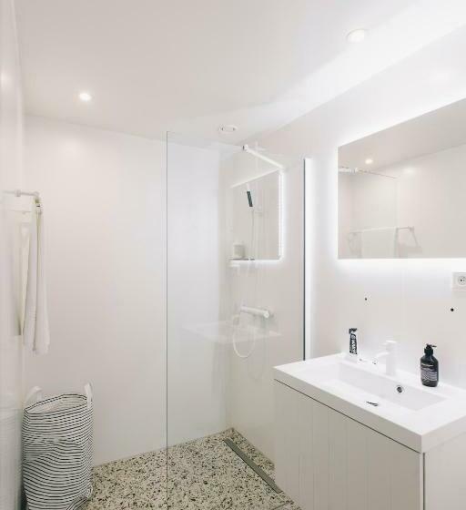 スタンダードルーム, Yust Liege