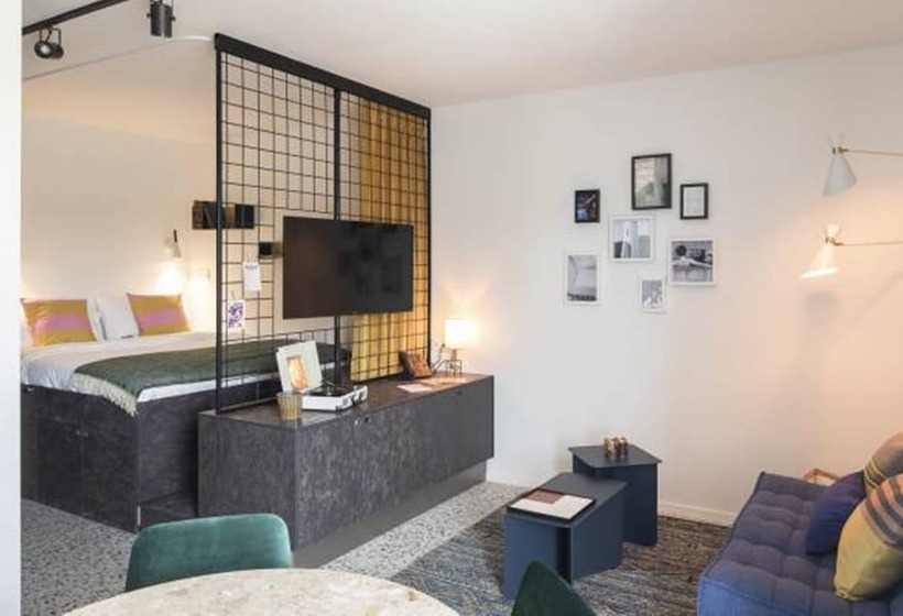 デラックスルーム, Yust Liege