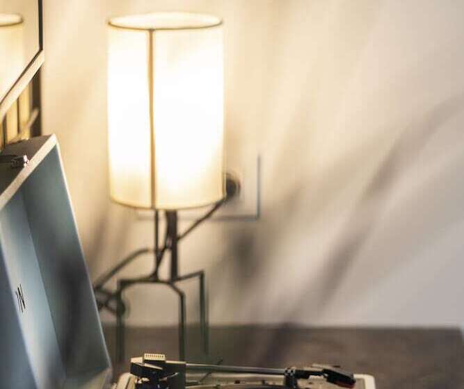 デラックスルーム, Yust Liege