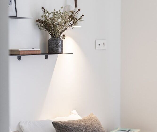 スタンダードルーム, Yust Liege