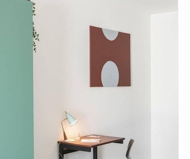 スタンダードルーム, Yust Liege