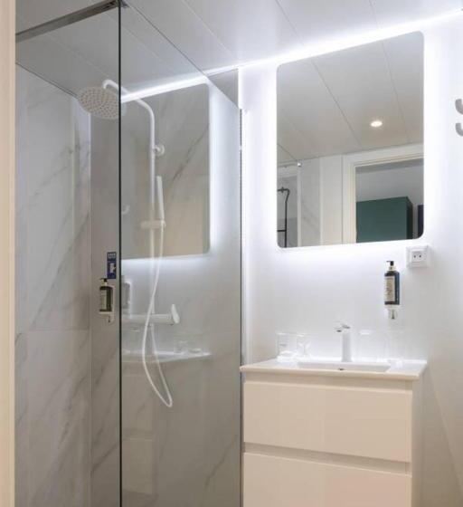 ファミリールーム, Yust Liege