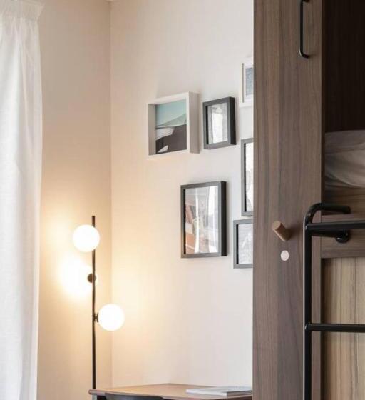 ファミリールーム, Yust Liege