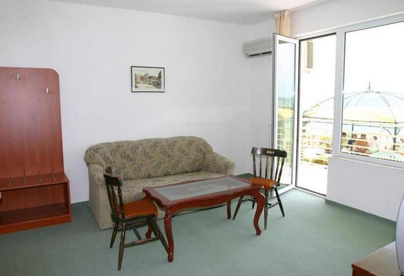 Апартаменты 1 Спальня, Harmony Beach Family